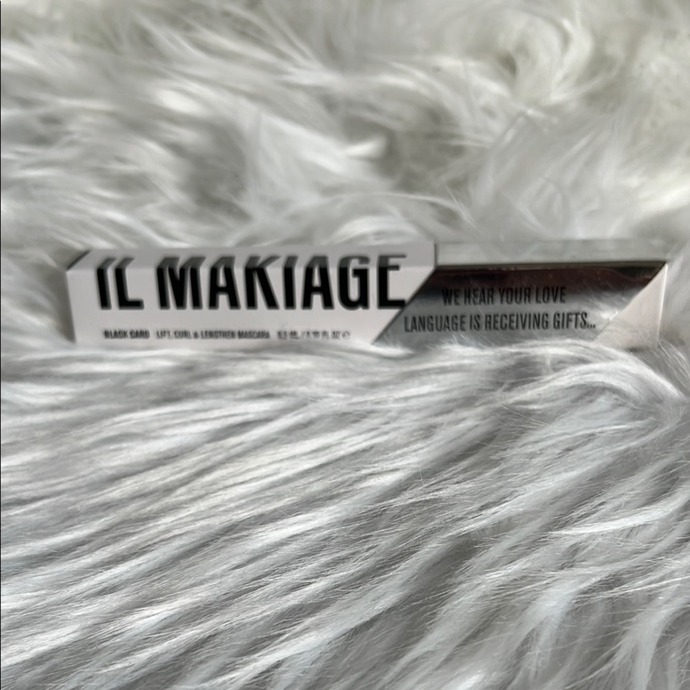 IL MAKIAGE Full Size Black Card Mascara NWT